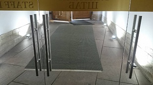 Эрмитаж. Служебный вход